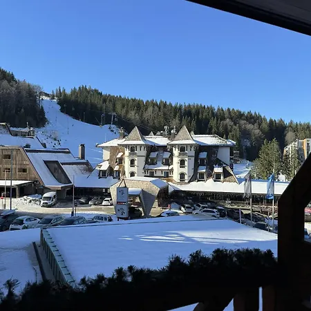 201 - Vucko - Private Host 4*